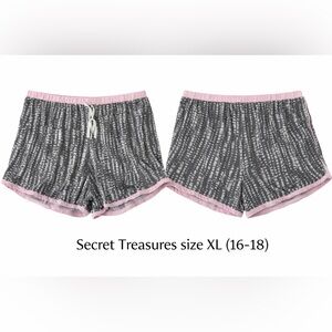 Secret Treasures Gray & white L
Pajama Shorts Pink Trim Drawstring Women’s XL